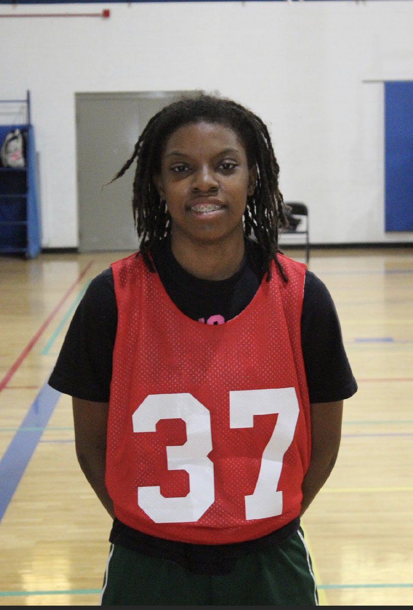BTLSportsGroup's tweet photo. 5’7” 2021 G Jamirah Mitchell (3.6 GPA) @JoseyGBB helped herself this weekend. Coming in with a reputation as just a shooter, Mitchell showed she can run the point as well. Athletic guard that can also defend both backcourt positions. #btlunsignedseniorshowcase2021 https://t.co/9bgEgApSaV