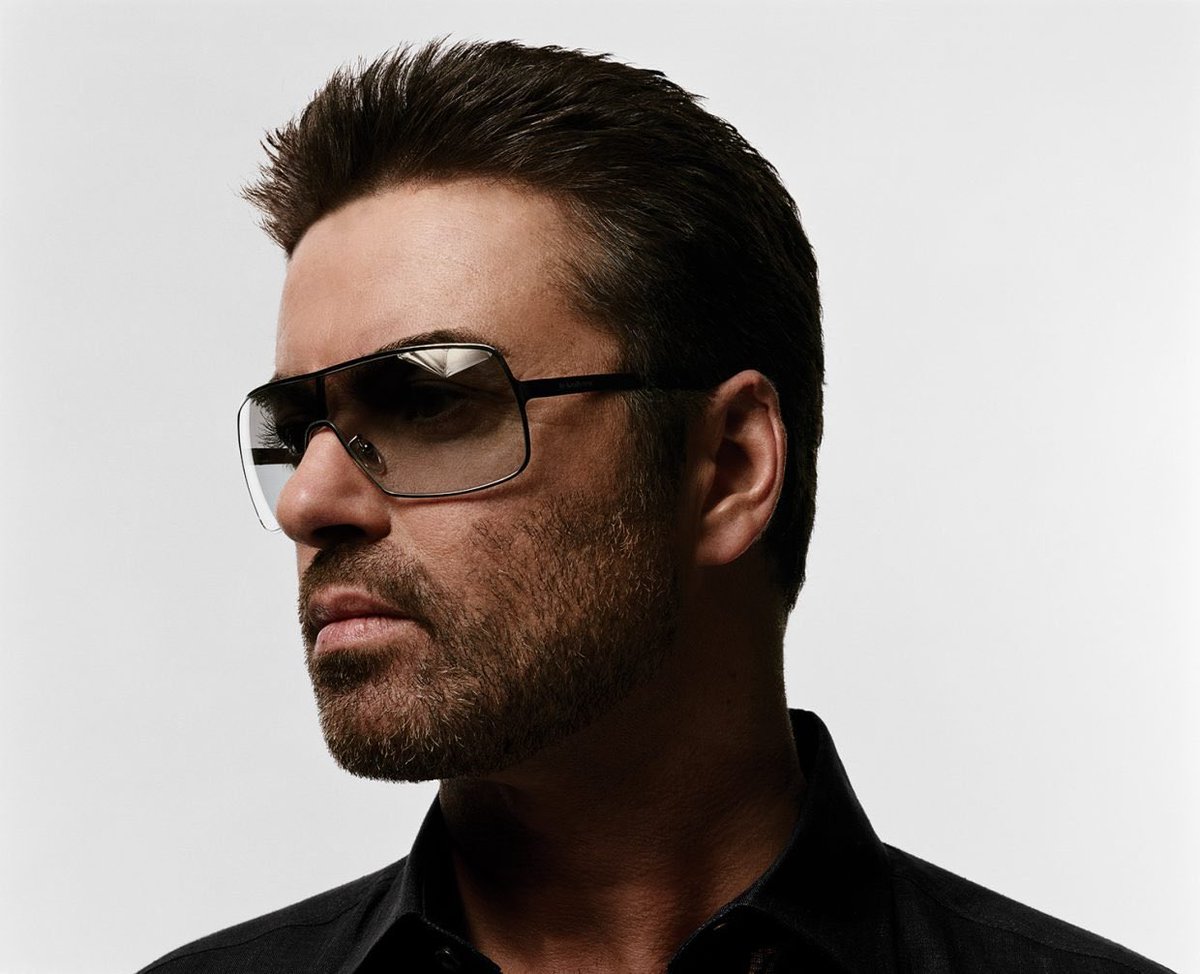 GillDoc5's tweet photo. George Michael β€οΈβ€οΈ#GeorgeMichael #Legend #Patience #PreciousBox β€οΈβ€οΈ https://t.co/u0e8IO7F3P