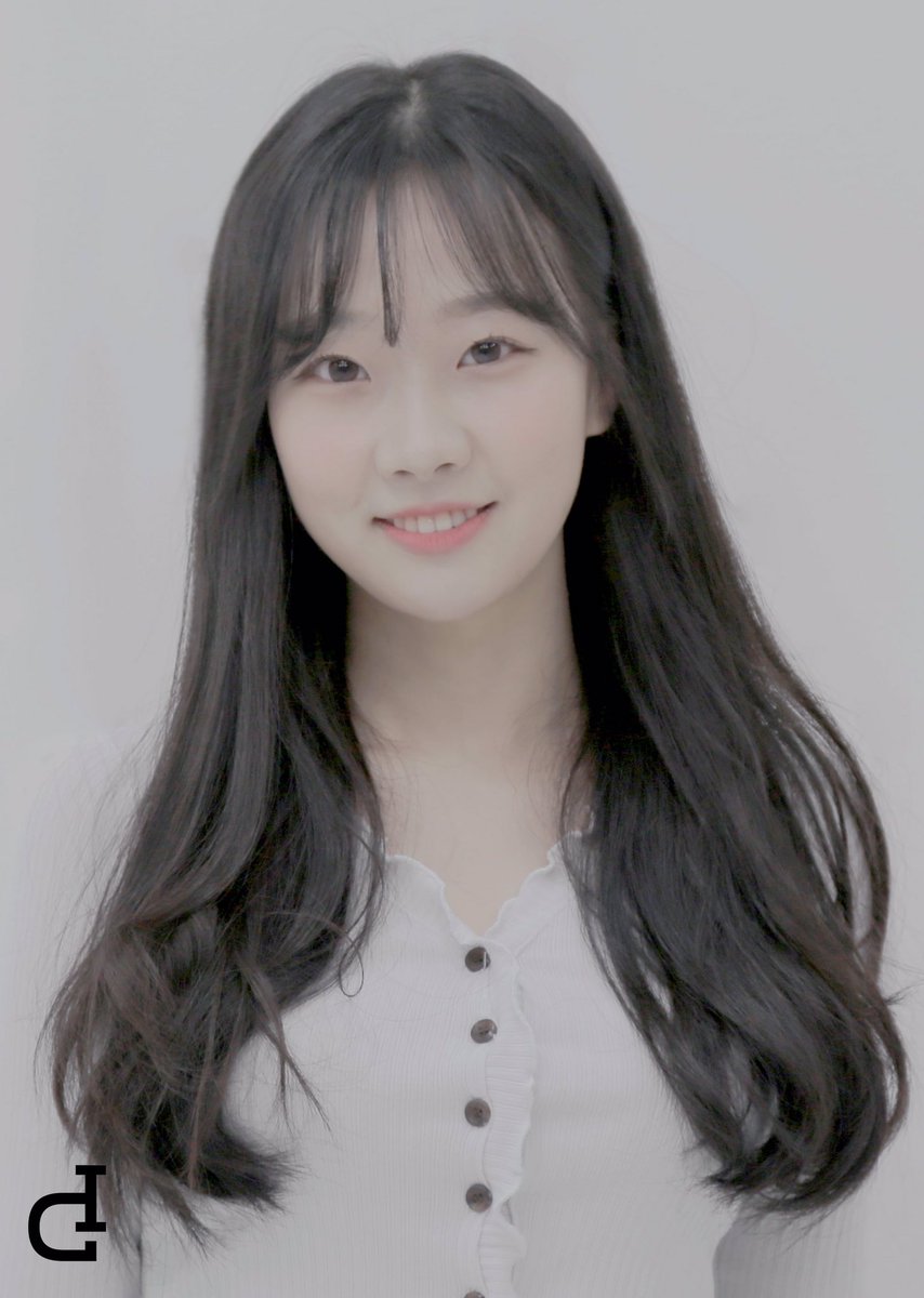 gg_archived's tweet photo. .*โขใปโ โโโ
Yesol, Yusom and Seraโs profile images have also been released!
#IG #YESOL #YUSOM #SERA @IG__official https://t.co/fYDvzaANcn