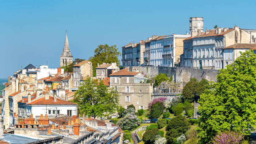 NoctaBene's tweet photo. #noctabene est attributaire du Schéma Directeur d’Aménagement Lumière initié par la ville d’Angoulême
https://t.co/iDQlLZYjIg https://t.co/poOhVg5o9U