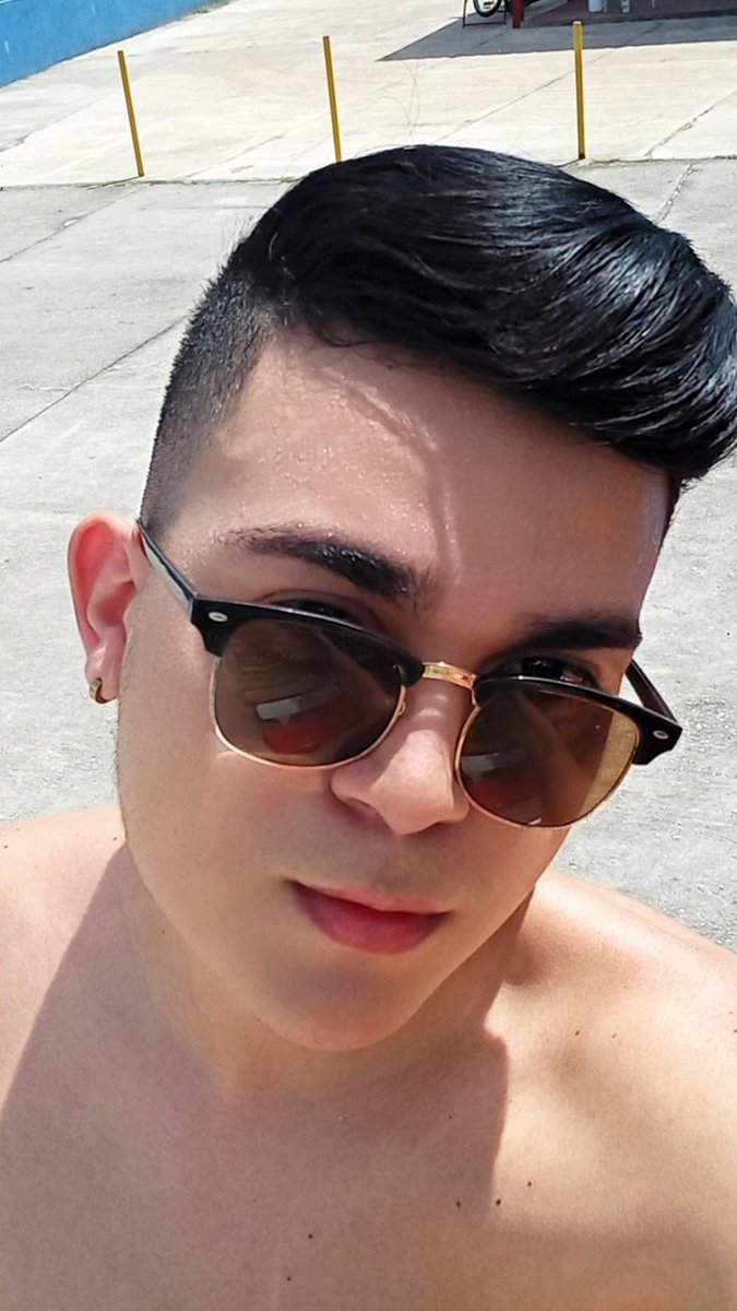 Andyoliverr's tweet photo. 🥵 https://t.co/10JFeJVemo