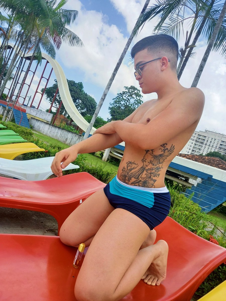 Andyoliverr's tweet photo. 🥵 https://t.co/10JFeJVemo