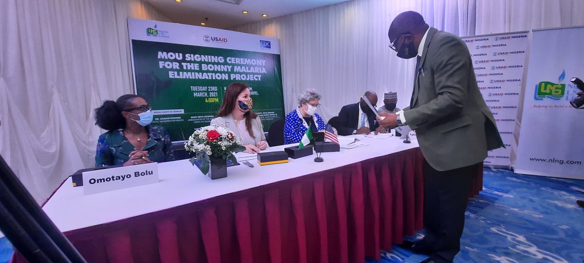 officialnlng's tweet photo. Breaking: @nigeriaLNG just signed a five-year Memorandum of Understanding (MoU) with the U.S. Agency For International Development (USAID) @USAIDNigeria to make Bonny Island malaria-free. @USinNigeria #MalariaFreeBonny https://t.co/egmxlmNR4M