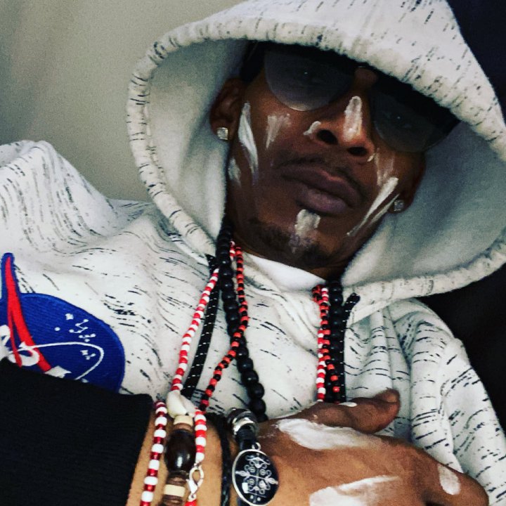 CigSpooks's tweet photo. Come hangout with me on #BIGOLIVE https://t.co/t0fBH0igR7 https://t.co/9qH9Ed9iZ2