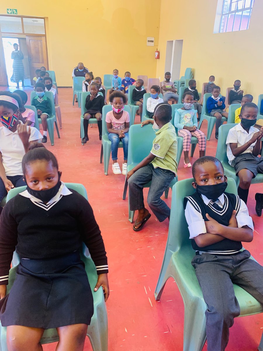 N_Kwankwa's tweet photo. Today I had the privilege of spending the day with the leadership of @UDM_NMB in PE handing out school shoes, masks and sanitisers to pupils from previously disadvantaged communities.  @UDmRevolution @BantuHolomisa https://t.co/OTO4zQPbpy
