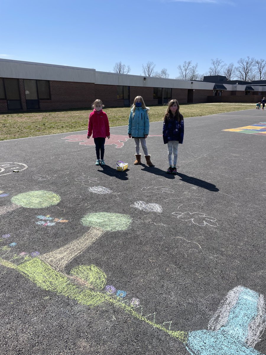 Feddersenthird1's tweet photo. My girls wanted people to know how important it is to protect nature. #3rdgradersrock #spottedatLOW https://t.co/A03r9Y8Xsn