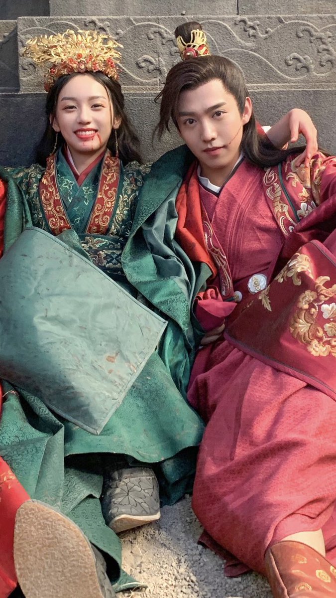 SimplyZhouYezi's tweet photo. On Bilibili when it comes to Zhou Ye & Gu Xiang ships, you’re either Cult CP or Canon CP 😝. And I see both ships are gaining traction with cnetz. 🙈 I ship Zhou Ye with herself. 😋
#xiangning #junye #wenxiang #zhouyuan #gongjun #zhouye #guxiang #caoweining https://t.co/uQ5ziwrpo3
