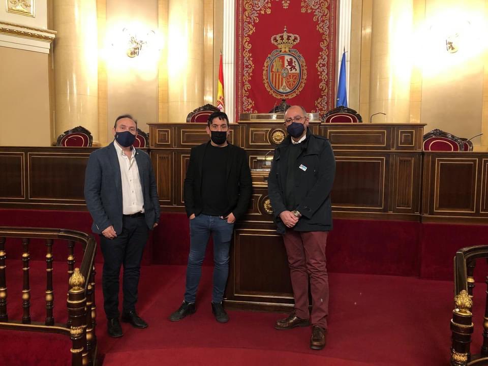 carlesmulet's tweet photo. INTERINOS Nos hemos reunido con Florencio Conejero y Lorenzo Campillo para abordar la problemáticainterinidad q afecta a secretari@s, interventor@s y tesorer@s adm. unido a la creciente conflictividad judicial seguiremos trabajando con colectivos como ASSITI y ASSIA https://t.co/U55j6gsDt4