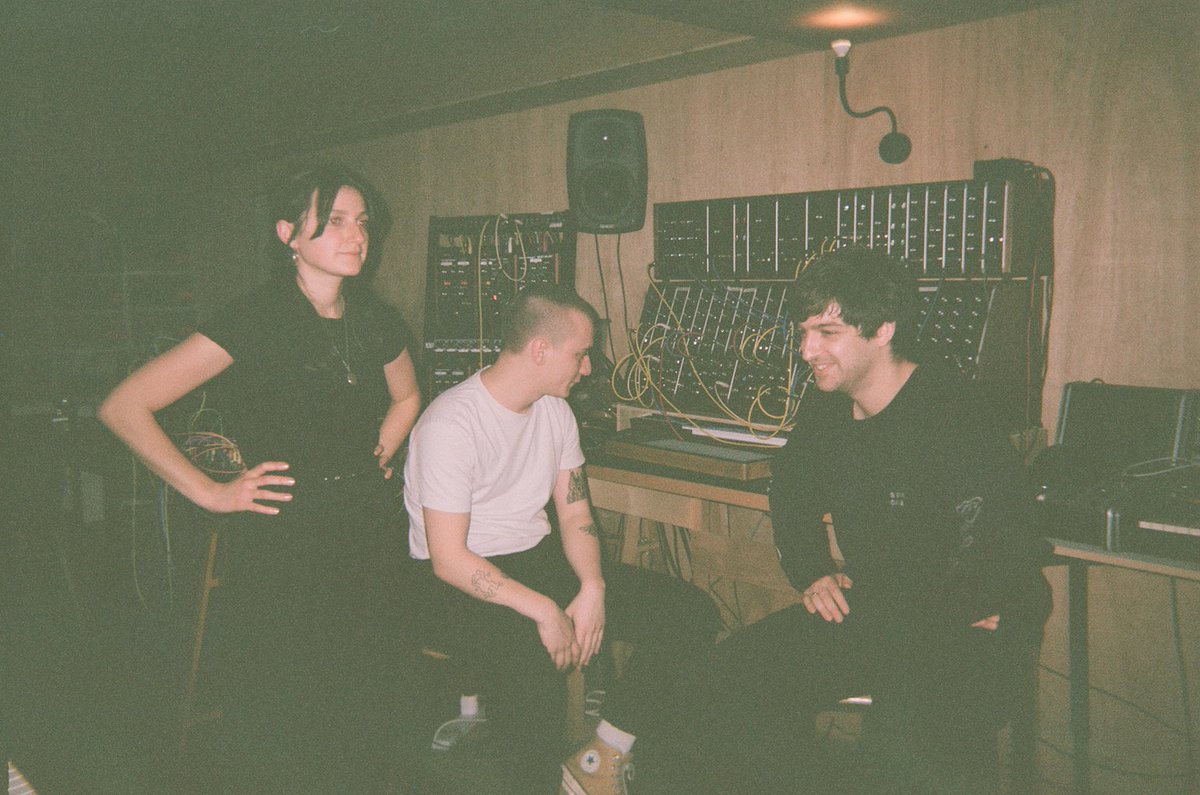 talkshowband's tweet photo. “Yeah it’s good...but dya think it needs more cowbell...” 
Recording on a cold night in East London. @Elibrownbeats @JoeHotChip @aldoyletweets https://t.co/PDa6biCmog