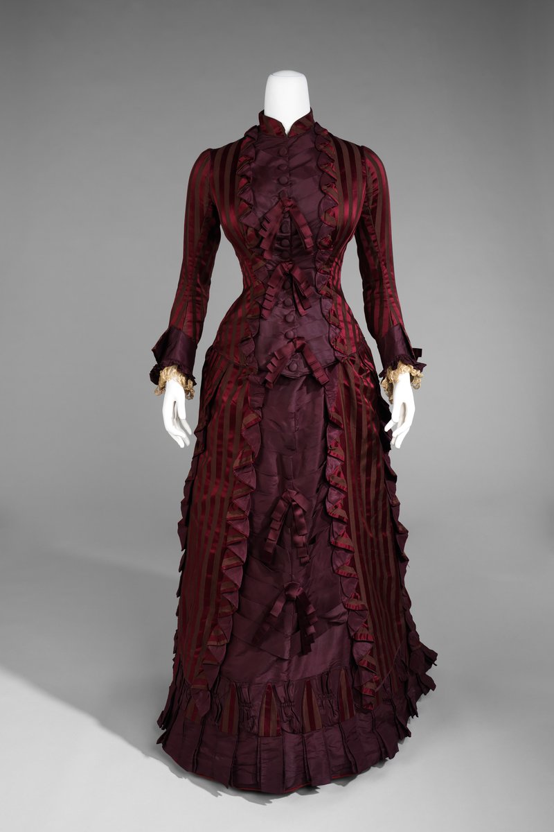 wikivictorian's tweet photo. Wedding dress, 1878. United States. The MET. https://t.co/ecdLTNx4qc