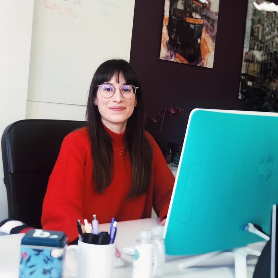 And she is Rosa! 🙃

El nuevo fichaje de Bualá. 🪄

Lo suyo es la #creatividad, el #copywriting y las RR.SS. 🌈

Y no, no es coincidencia que tenga el mismo corte de pelo que Marie Kondo, ¡tiene planners para todo! 📝

W - E - L - C - O - M - E 💜

#BualáTeam