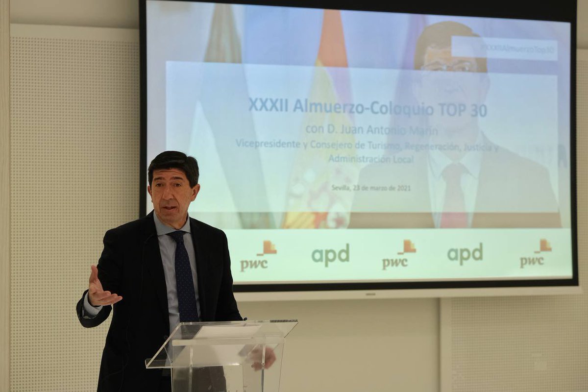 JuanMarin_'s tweet photo. La comunicación entre quienes tenemos responsabilidades públicas y quienes generan empleo y riqueza debe ser permanente.

Ha sido un placer participar en el almuerzo-coloquio TOP 30 de la @apdasociacion, donde hablamos sobre los fondos que Europa va a destinar a la reactivación. https://t.co/0iXAMyQNpO