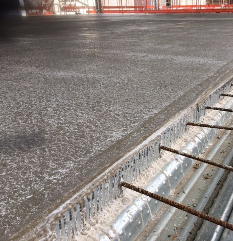 AmodeoLtd's tweet image. We&apos;re installing 490m of @deck_joint between the phases of our work at Central Square Interchange #Cardiff. A great &apos;day joint&apos; solution for composite concrete floors on metal decking. @ACIFC_Concrete