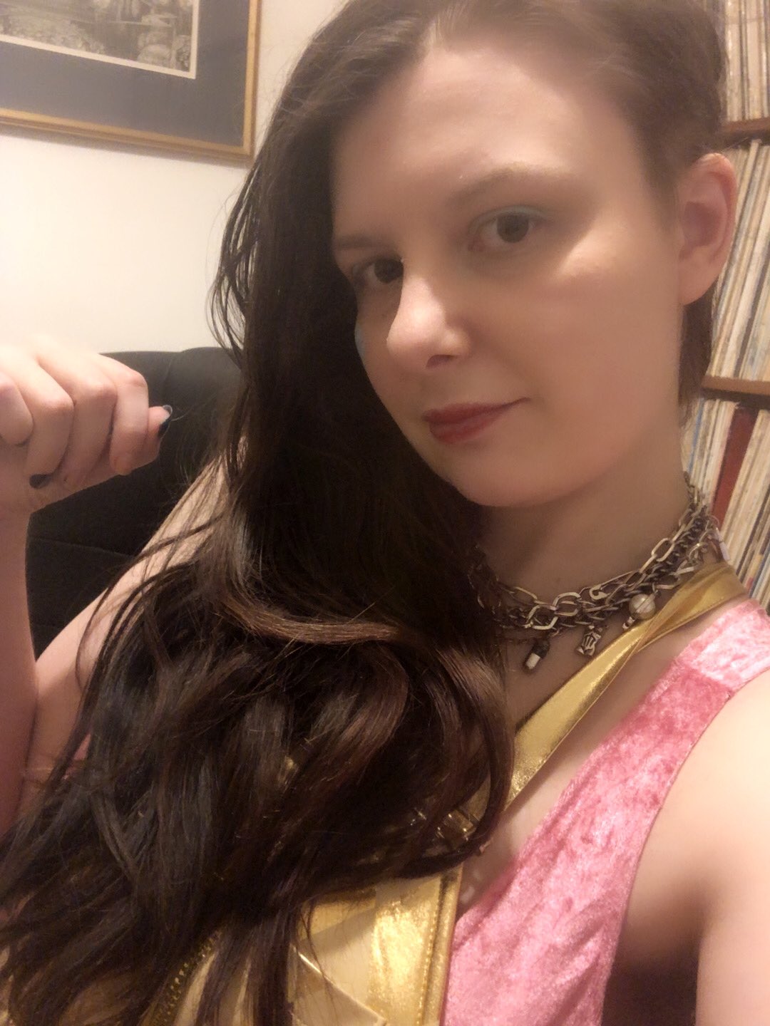 1 pic. Show your range but in outfits https://t.co/59mfrwk1gc