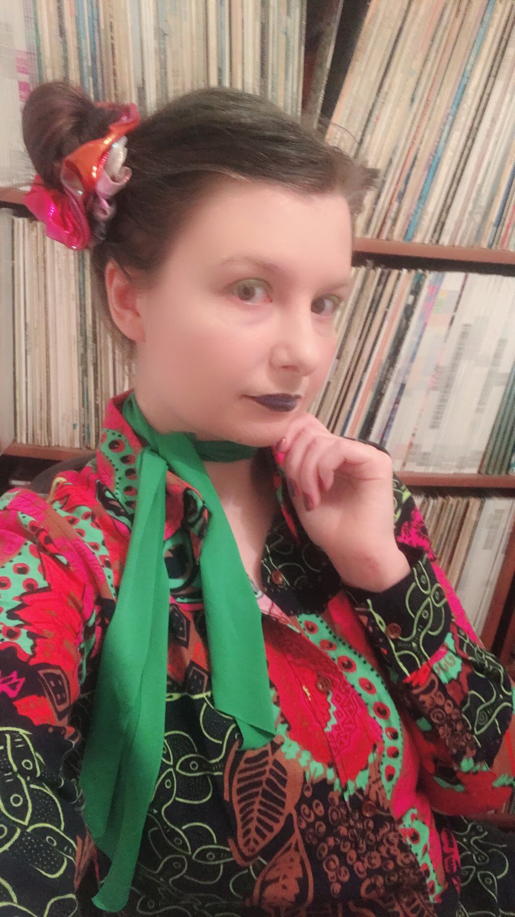 2 pic. Show your range but in outfits https://t.co/59mfrwk1gc