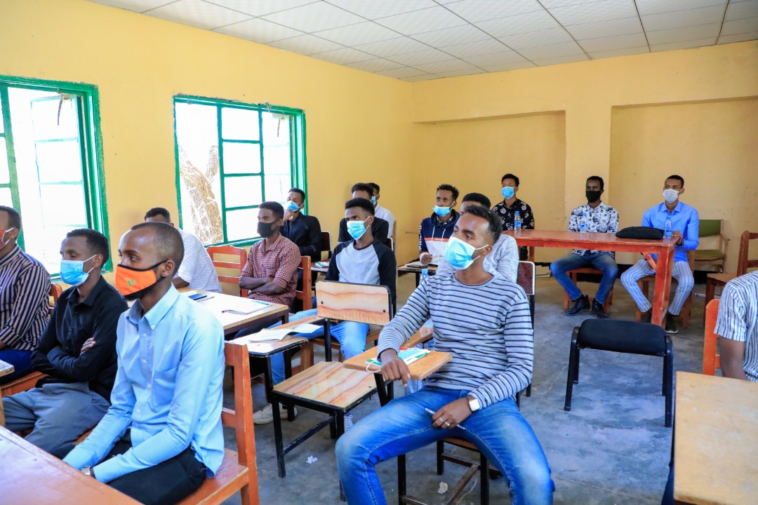 SLNECHQ's tweet photo. #SLNEC has today held trainings at the Campuses of Amoud, Hargeisa &amp; Buroa Universities on the Distribution of Voter Registration Cards for MJ, Togdheer &amp; Awdal regions, which is starting soon in those regions. 

#SLNEC2021
#SomalilandElects https://t.co/PQCXi2BOTu