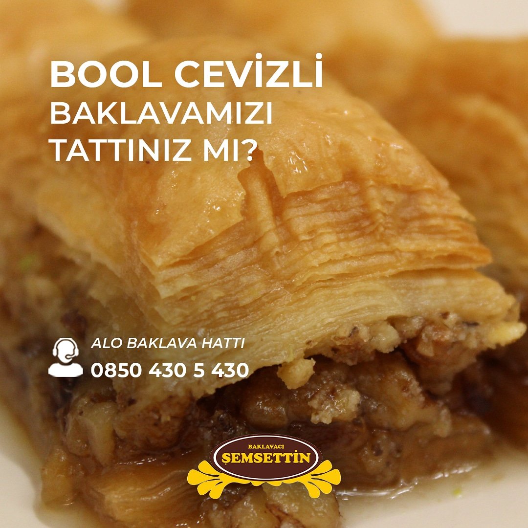 Fıstıklı baklavalarımız kadar cevizli baklavalarımızın da namı meşhurdur. Bi dilim tatmaya ne dersiniz? 🌠