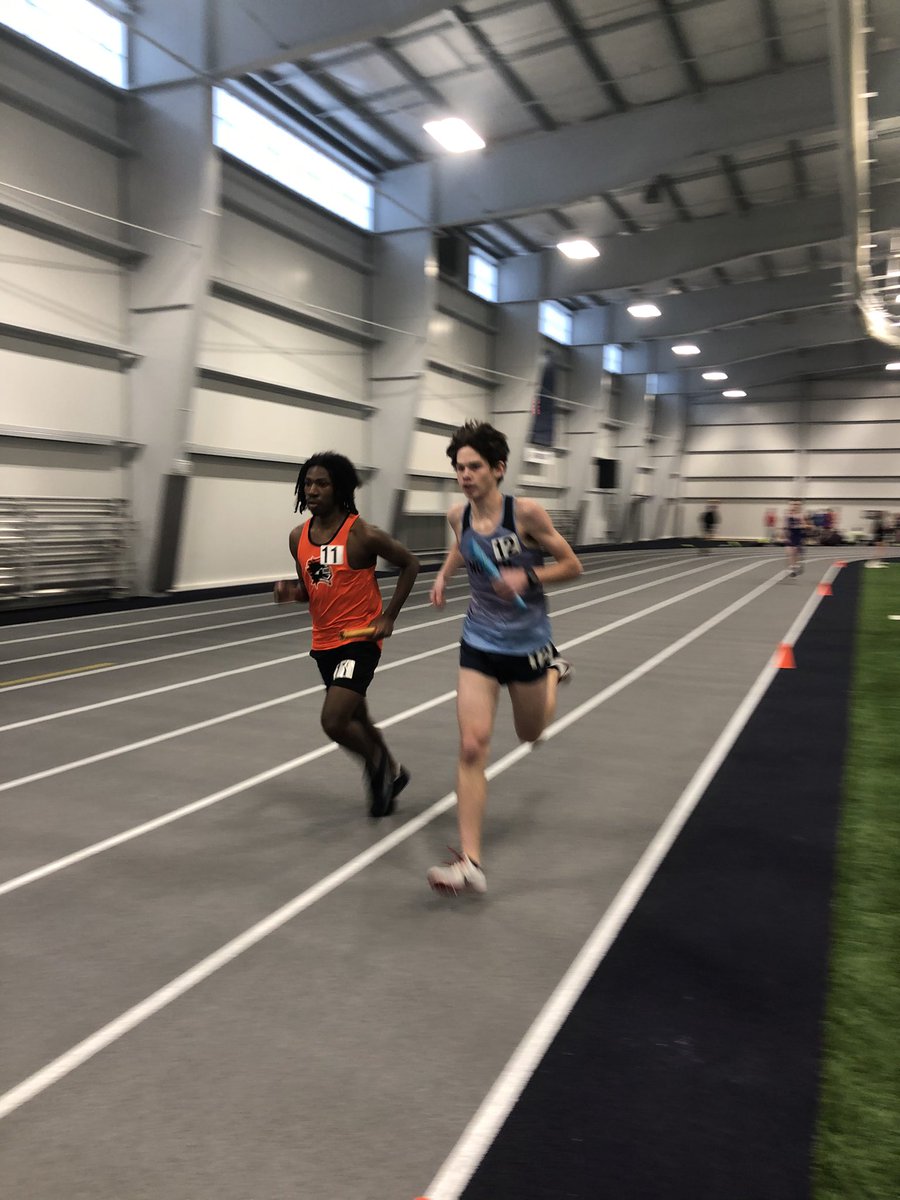 Grover, Comstock, Campbell &amp; Wright in the 4x800