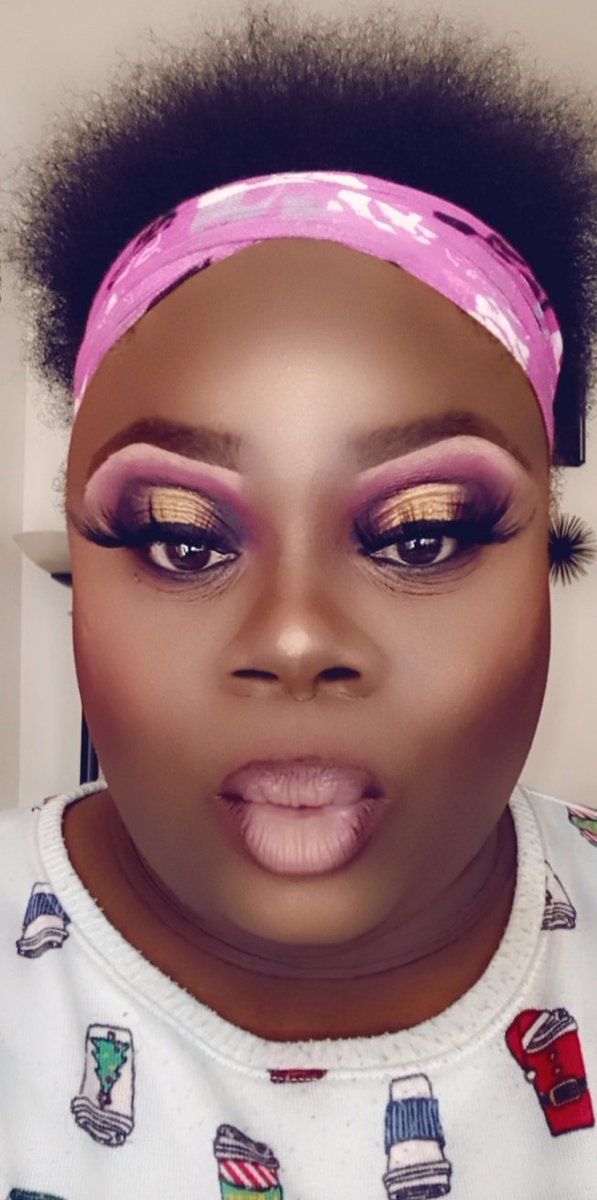 MyaSum1's tweet photo. Good morning grease squad this look speaks nothing but strength confidence motivation and power hope you all have a blessed day https://t.co/8Scxju9Vll