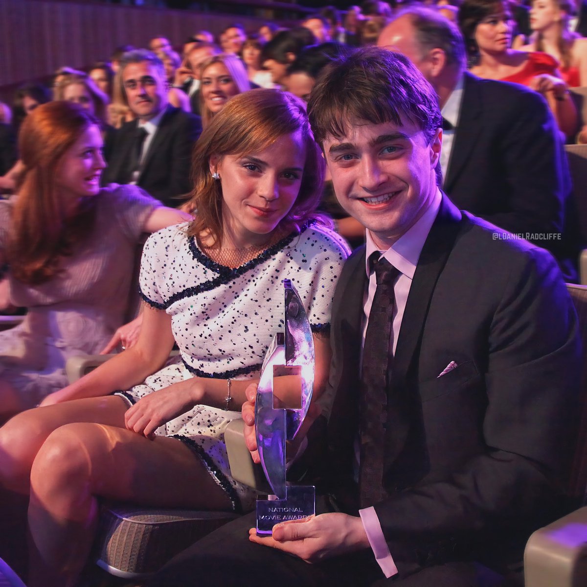 ldanradcliffe's tweet photo. 📸💜
#EmmaWatson #DanielRadcliffe https://t.co/pMnUEYOk15