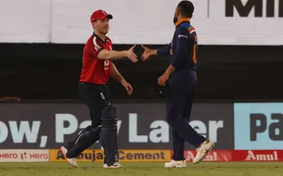 cricdaddylive's tweet photo. @Ind_vs_ Eng 1st ODI : To know who will win the match, get live updates
CLICK HERE- https://t.co/oviu6Ub4oE
#indvsEngODI #indvsEngODIseries
#indvsEngODIseries2021
#LiveCricketScores #IndvsEngTeam #cricdaddy
For more Cricket Updates, make sure to #Comment, #Share &amp; #Like! https://t.co/12K4IL4tgB