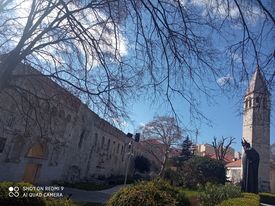touristguidecro's tweet photo. The largest city on the #Adriatic Coast. Take time to stroll #Split #Croatia #UNESCO #sea #explore #sightseeing https://t.co/uRxjvrrGzP