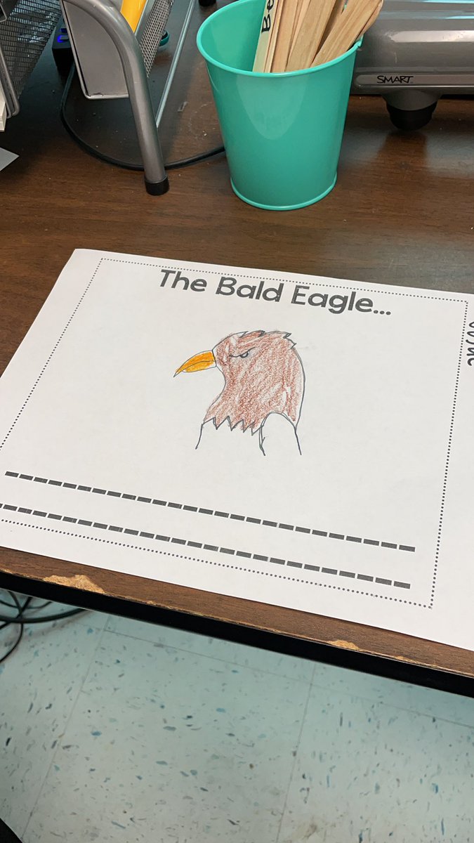 MrsAddison9's tweet photo. Today we started our US Symbols picture project! Stay tuned for the finished product! #beetheimpact @CollierES https://t.co/Mn86COzuRM