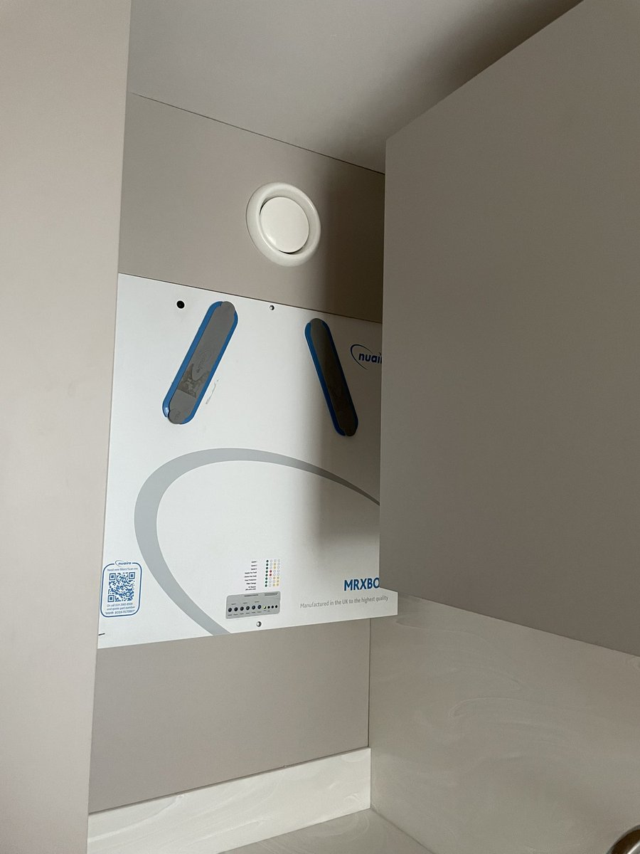 MHeatRecovery's tweet photo. @SelfBuildTVUK @BenAdamSmith You mean like this ... https://t.co/dHzniFxdr5