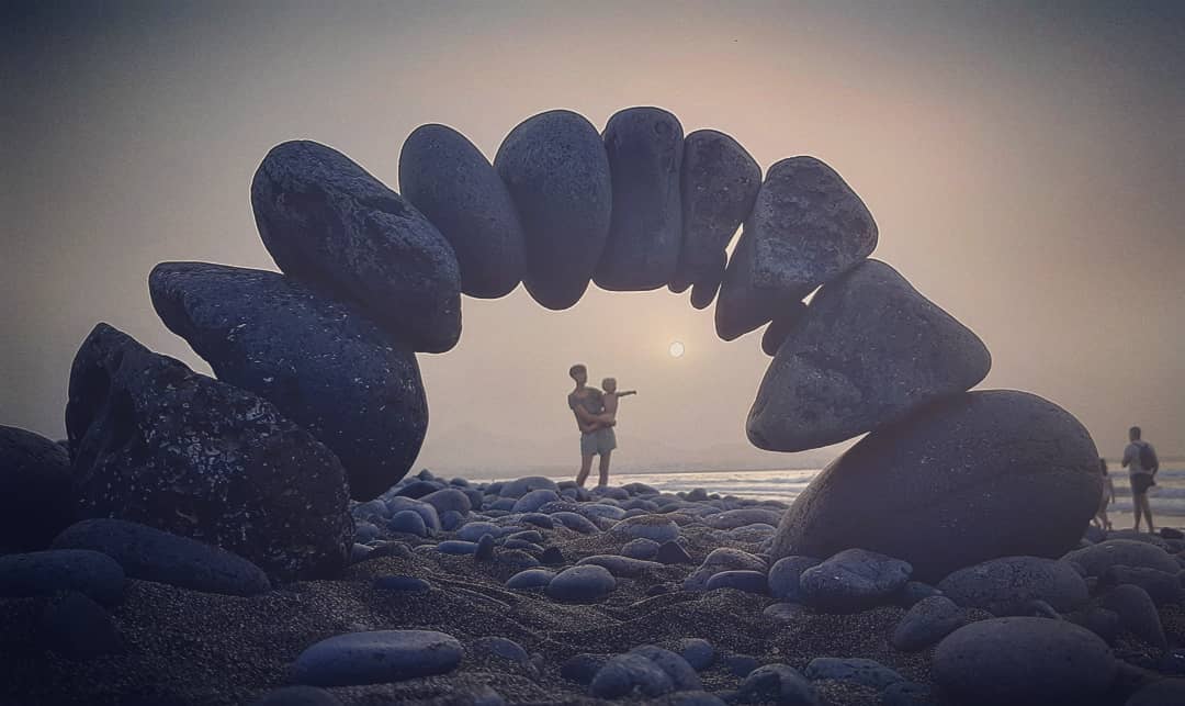 famaraiso's tweet photo. Calima🤍
... the days when the sun fades into the haze and we are enjoying the lazyness on the beach because we can take a break from flying 😅
.
.
.
#famara
#famarabeach
#lanzarote
#lovelanzarote
#sunset
#hazy
#lazy…
📸 https://t.co/0qM6K7ERDV via https://t.co/CPYMlMxsfG https://t.co/3dVuhWC01h