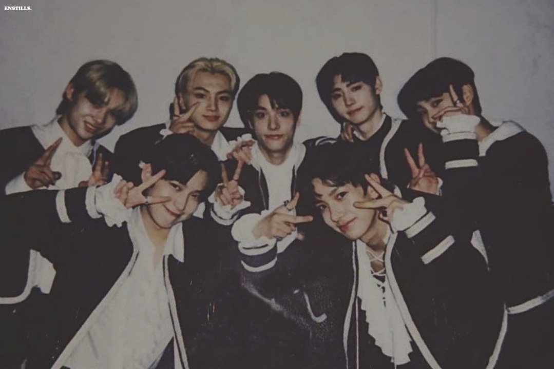J_FOR_LUV's tweet photo. 마지막으로 감사합니다 !! 
-CLOSE https://t.co/hPlBnAulbv