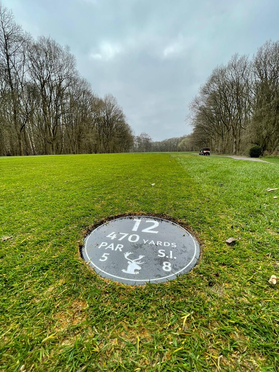 WHGCgreenkeeper's tweet photo. New mowovers going in on tees @eaglegolfuk https://t.co/ny1Q5JLsFv