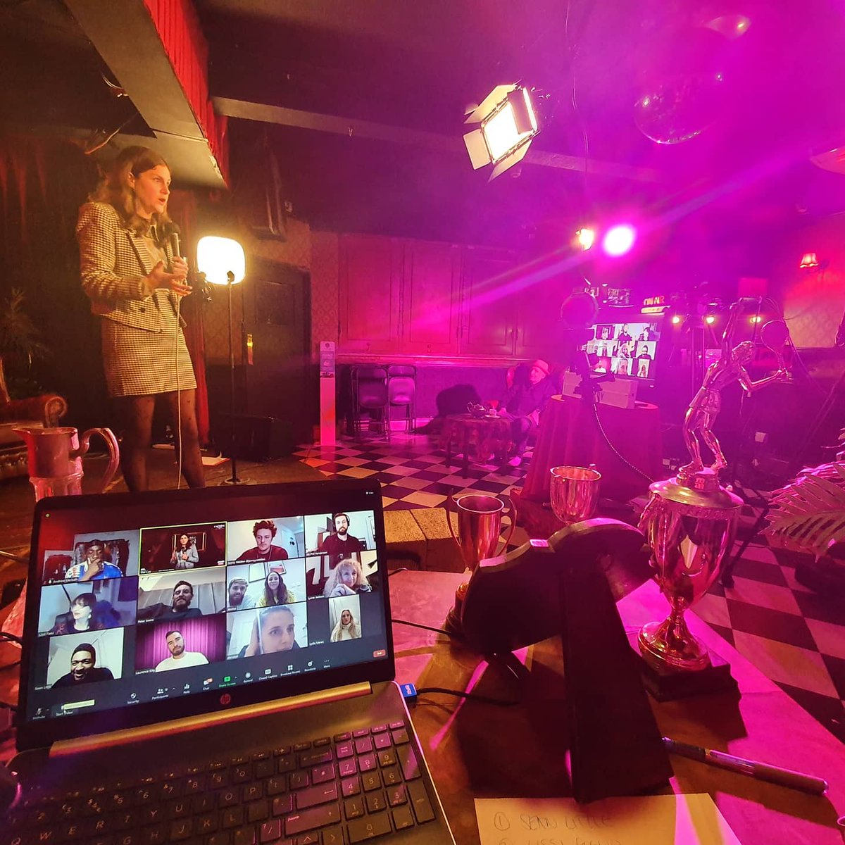 Fab show AGAIN last night! 🤩 Thanks to everyone who performed, the zoom guests, the voters on fb &amp; those who donated... Congrats to our #minigoldplastictrophy winner <a href="/thisisdomedy/">Dominic Burrell</a> 🏆🌹
Next show Mon 29th at facebook.com/comedyvirginsl… at 7pm... With headliner @thatlaurasmyth! 😍💋