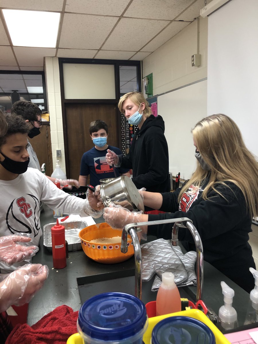 RockPE4's tweet photo. Rice Krispie treats in teen survival today!! Sticky, but delicious! ⁦@SCMSDragons⁩ ⁦@swartz_creek⁩ https://t.co/cua0hARmOl