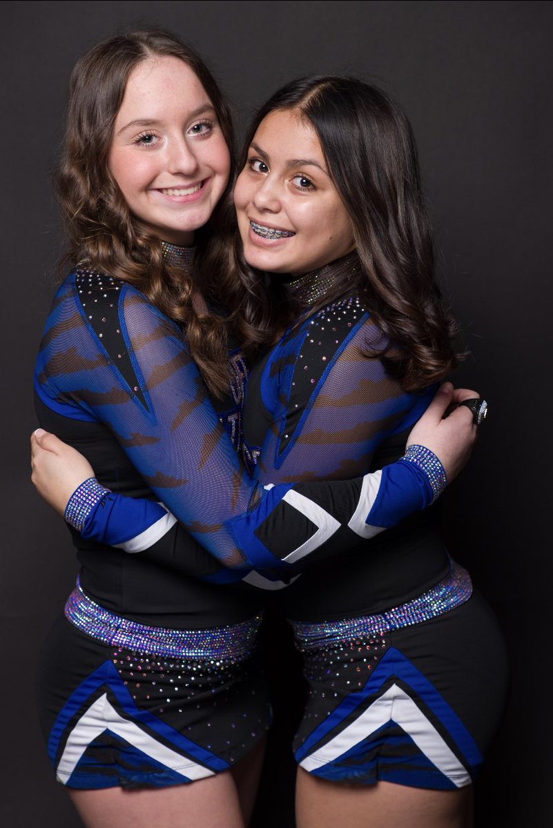 juliannamh06's tweet photo. jags has my whole heart ! #jffai https://t.co/L3ZZQmCXCr