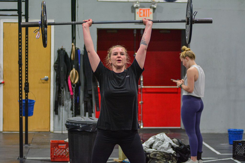 TriumphSC's tweet photo. The way you MOVE the bar > the weight you have on the bar. Learning something new is exciting but it's very easy to fall into the trap of skipping steps on the path towards progress.
Taking your time is not the right way to learn, it's always the safe way to learn. https://t.co/izPp5U7jNr