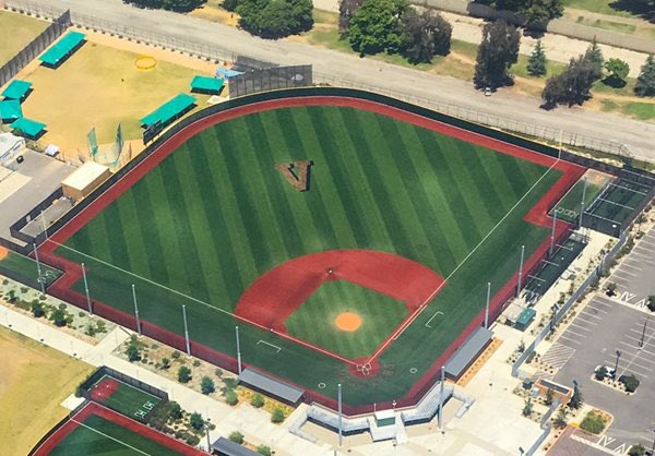 LAVCAthletics's tweet photo. The home of @LAVCBaseball.
Our yard has a new FieldTurf surface with a dirt mound, fenced-off bullpens, pitching and batting cages, a bangin’ sound system, and an air conditioned booth. https://t.co/yBaFQwHE7H