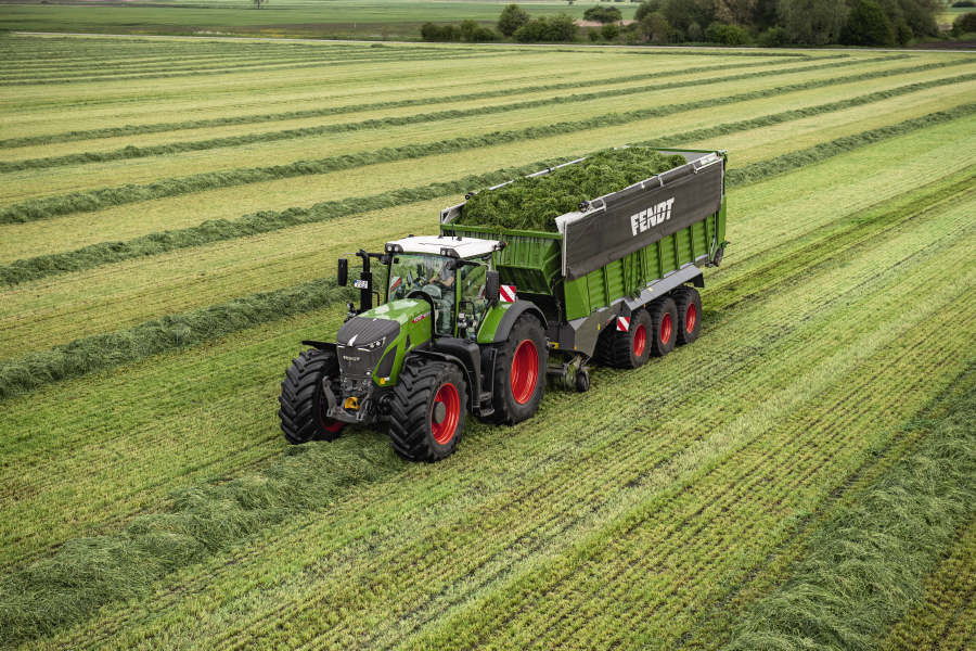 Fendt_UKIreland's tweet photo. Versatile &amp; compact, with superior build quality!💪

Are you interested in a personal demonstration with our Tigo forage wagon? Register your interest now via the link in our bio!

#ItsFendt #TestTheBest #FendtTigo https://t.co/Y1MRJ8GskJ
