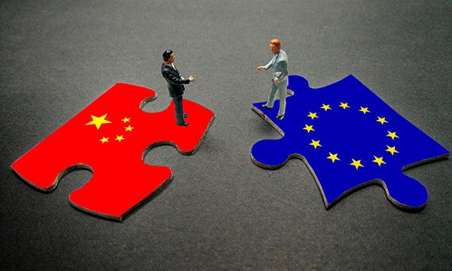 azraisakovic's tweet photo. Geopolitics of a pandemic, @HelenHet20 | Realism & Net-Zero, @adam_tooze | A Study of Edward Said, @DwightGarner | The American Rescue Plan, @BRAVENEWEUROPE1 | #China🇨🇳's sanctions over #EU🇪🇺, @globaltimesnews | Your Tuesday Briefing #AzraFiles https://t.co/6dIZqYThNX https://t.co/RwGmVJph7s