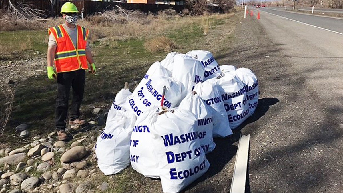 EcologyWA's tweet image. If you see one of these monuments on the road this spring, it means our crews are in the area removing the mess of litter that has accumulated over the winter. Help keep them safe by staying alert and being ready to slow down and move over. ecology.wa.gov/eyc