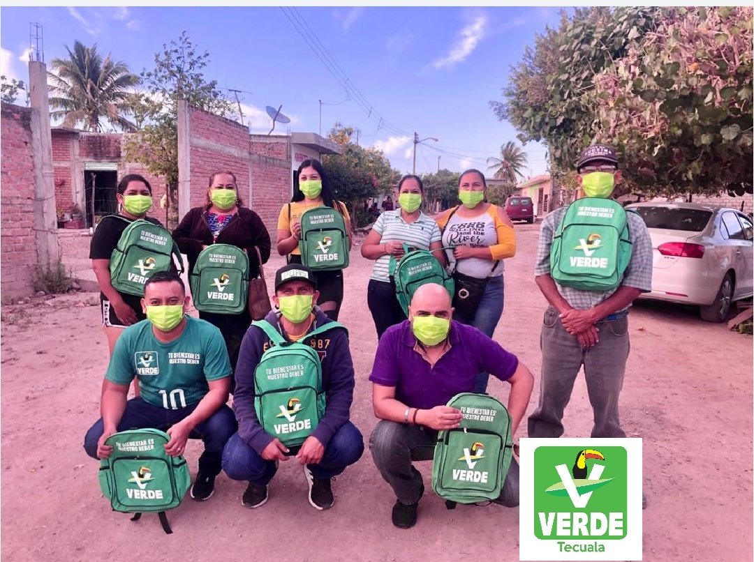 PVEMTecuala's tweet photo. El día de hoy visitamos a nuestros amigos de la col. Revolución "La Ganadera" en una brigada verde, no bajemos la guardia y sigamos todas las medidas de prevención e higiene, reducir los contagios de #Covid19 es tarea de todos usa #cubrebocas

#TecualaVerde https://t.co/ZI6W0rud1l