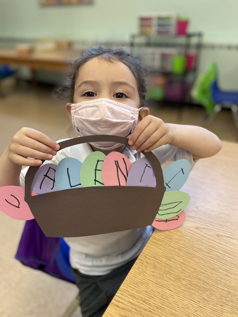ASCANursery's tweet photo. Fancy Easter baskets with our names on the eggs! @ASCA_Albany @RCDASchools https://t.co/ajMlvgvjj7