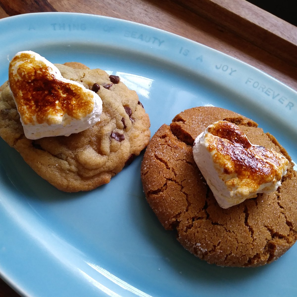 joyofnorfolk's tweet photo. Freshly made and toasted marshmallows at joy today! #joyofNorfolk https://t.co/fsWVoHuQYf