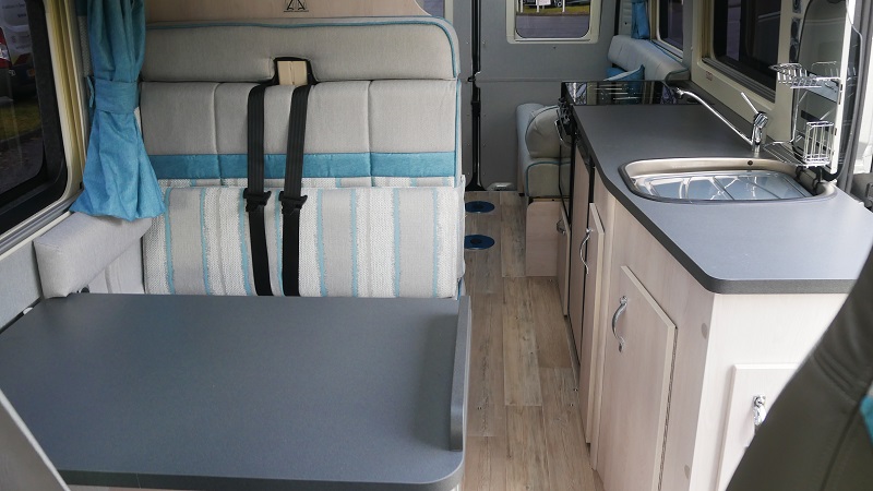 dicksonsofperth's tweet photo. Save £4750 on the 4 berth Auto-Sleepers Fairford motorhome! This feature packed vehicle is perfect for small families &amp; couples. Includes modern LED  lighting, 3 ring gas hob w/grill &amp; oven, gas strut assisted beds &amp; more. Contact us today for a viewing https://t.co/nAIqkz0TDQ https://t.co/0AukUcDXMV