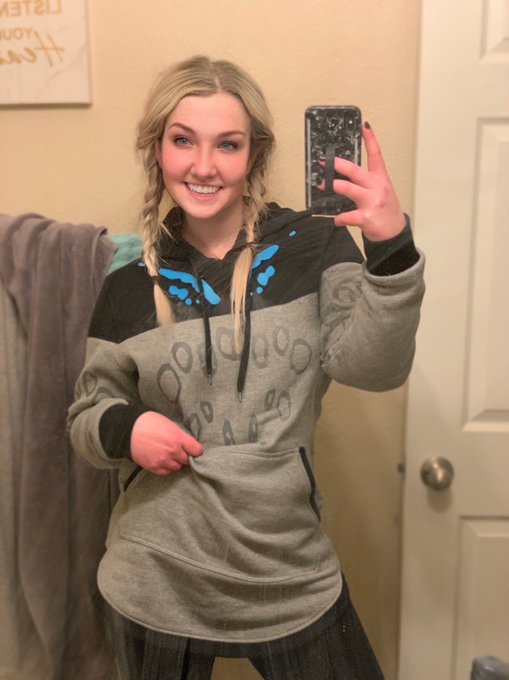 So who&rsquo;s trying to help me get to predator in Apex 😄 https://t.co/8Sp6l6xbnE<a href="/tag/riptacobell"class="tags"><span>#riptacobell</span></a>