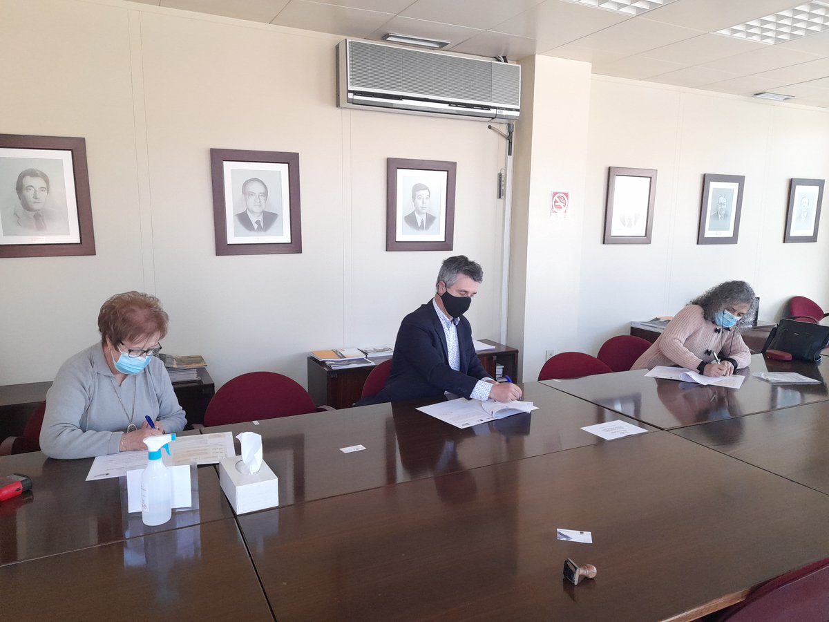 AIJU_Tecnologi's tweet photo. AIJU ha firmado un convenio con @upapsaalicante  y #ACODIP. Juntos trabajaremos, entre otras cosas, para fomentar la inclusión laboral de personas con discapacidad en empresas del mercado ordinario. Gracias por su actividad y esta colaboración que redundará en beneficio de todos https://t.co/sZAV8Wpv4s