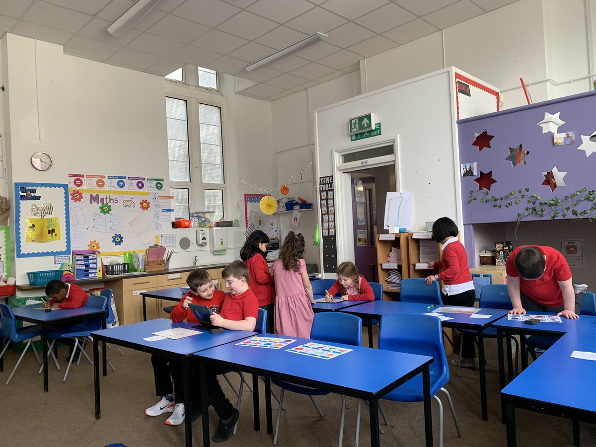 TerraceRoad's tweet photo. #TRPFoxes had a revision session on 2D shapes and completed some lovely practical activities this morning! We even went on a shape hunt around the school 🤩👁 Then, we started making our wonderful Chanel inspired designs.💃🏻 #TRPmath #TRPeddie #TRPhum https://t.co/OvtH4Hm4Hq