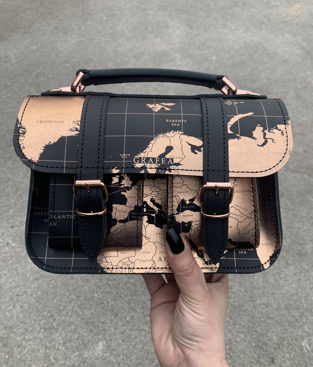 GRAFEA's tweet photo. Micro rose gold map 🖤  https://t.co/i0vNZMzkvl https://t.co/dRIPKVc9yt