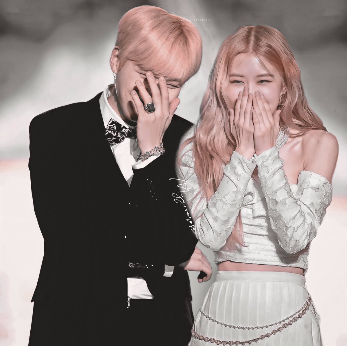 myyoonrose's tweet photo. #yoonrose #sugarose https://t.co/RdmgWhJ8Wm