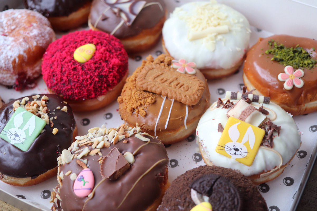 💛Easter donuts are available NOW in store and online!🐰
Available for collection or delivery 7 days a week 🚚 
therollingdonut.ie/orders/
.
.
.
#donuts #easter #food #foodie #cafe #coffee #tasty #chocolate #gift #giftideas