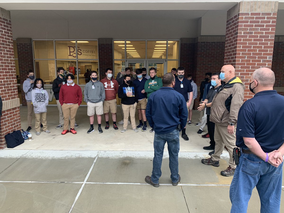WalkerHighScho1's tweet photo. Thank you to Luke Blocker with Ferarra Fire for bringing a fire truck to Walker High. The spoke to our paint and body shop about manufacturing and painting fire trucks. The students really enjoyed it and thanks again Ferarra Fire! https://t.co/Cv7Jgrxr8p
